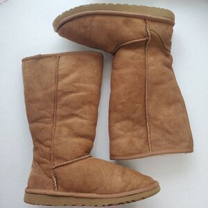 UGG Classic Tall II Chestnut Suede Fur Boots Womens Size 5 -NIB- Mujer